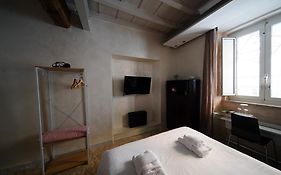 Nerva Accommodation